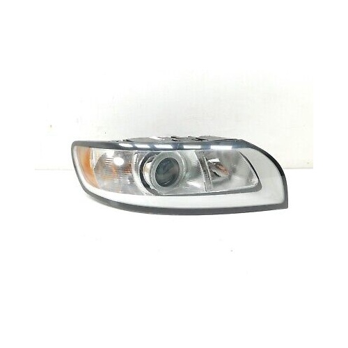 31299590 S40/V50 RH Headlight - without active beam / Halogen lights